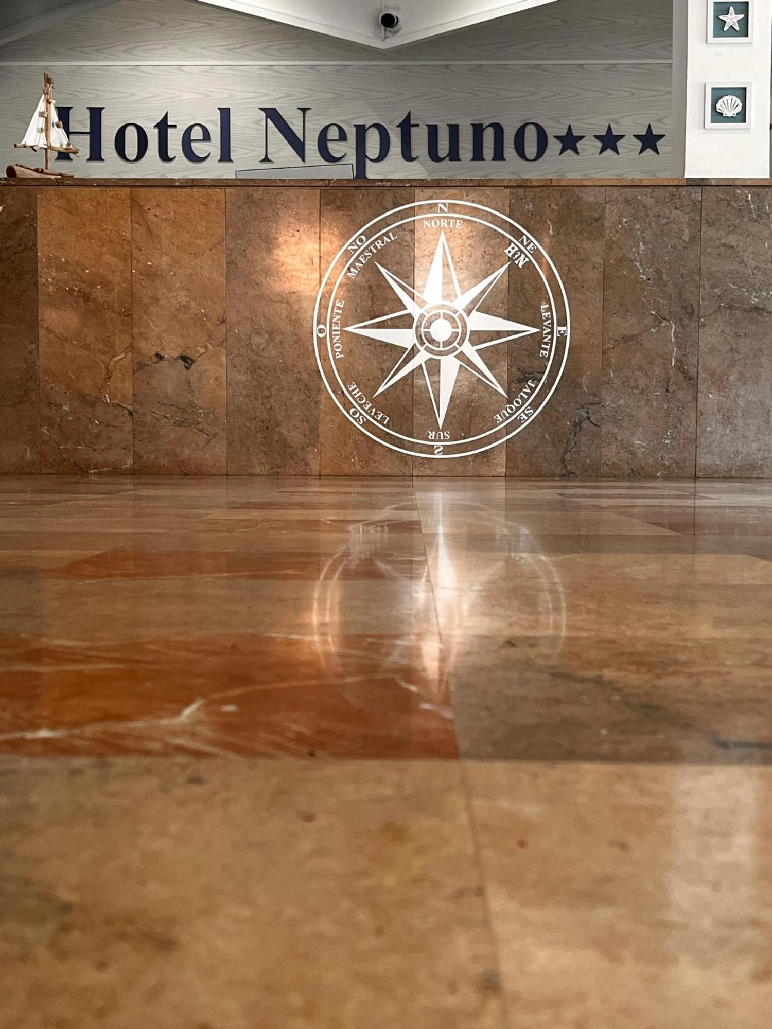 Hotel Neptuno ซานเปรโดเดลปีนาตาร์ ภายนอก รูปภาพ