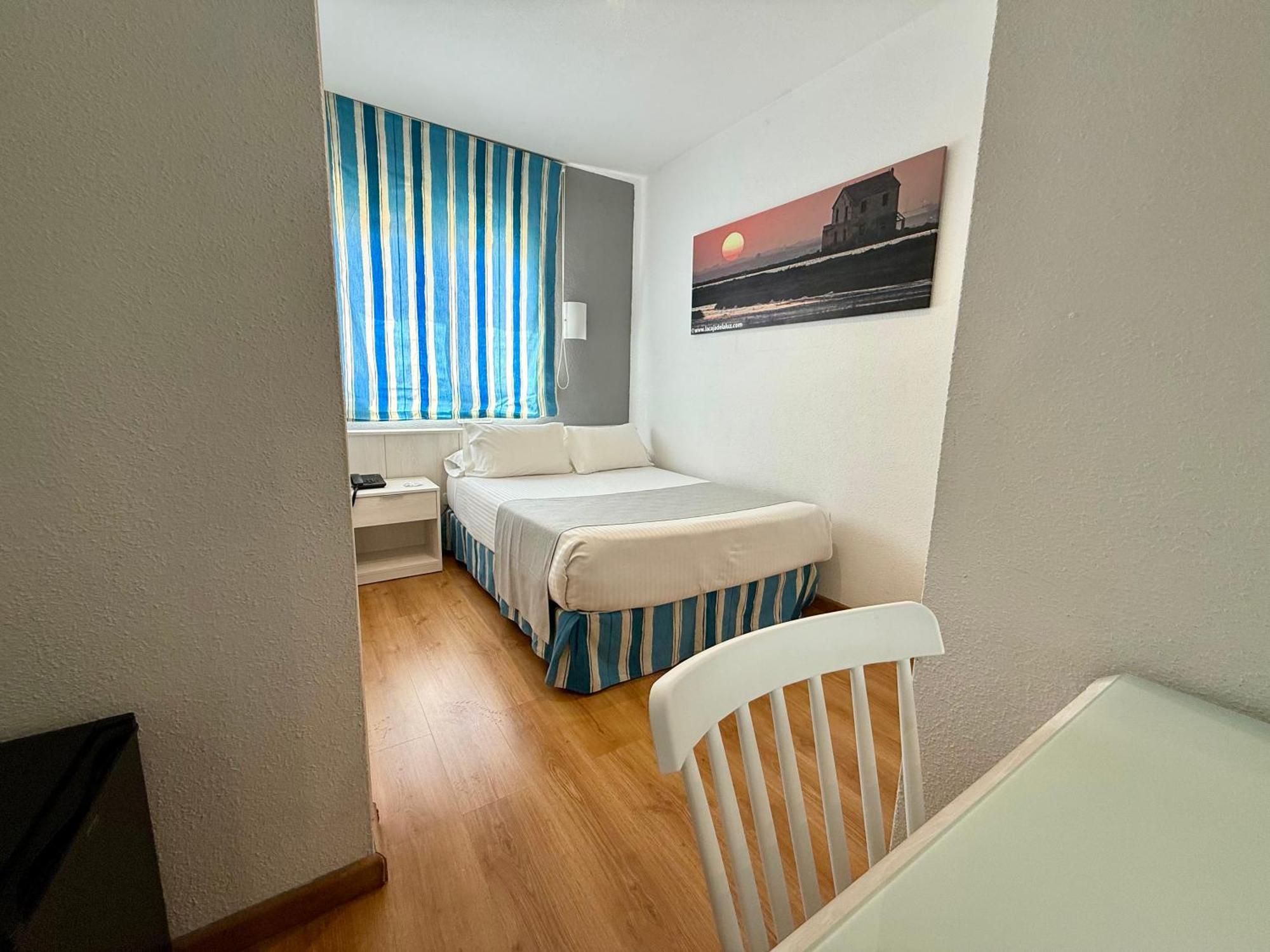 Hotel Neptuno ซานเปรโดเดลปีนาตาร์ ห้อง รูปภาพ