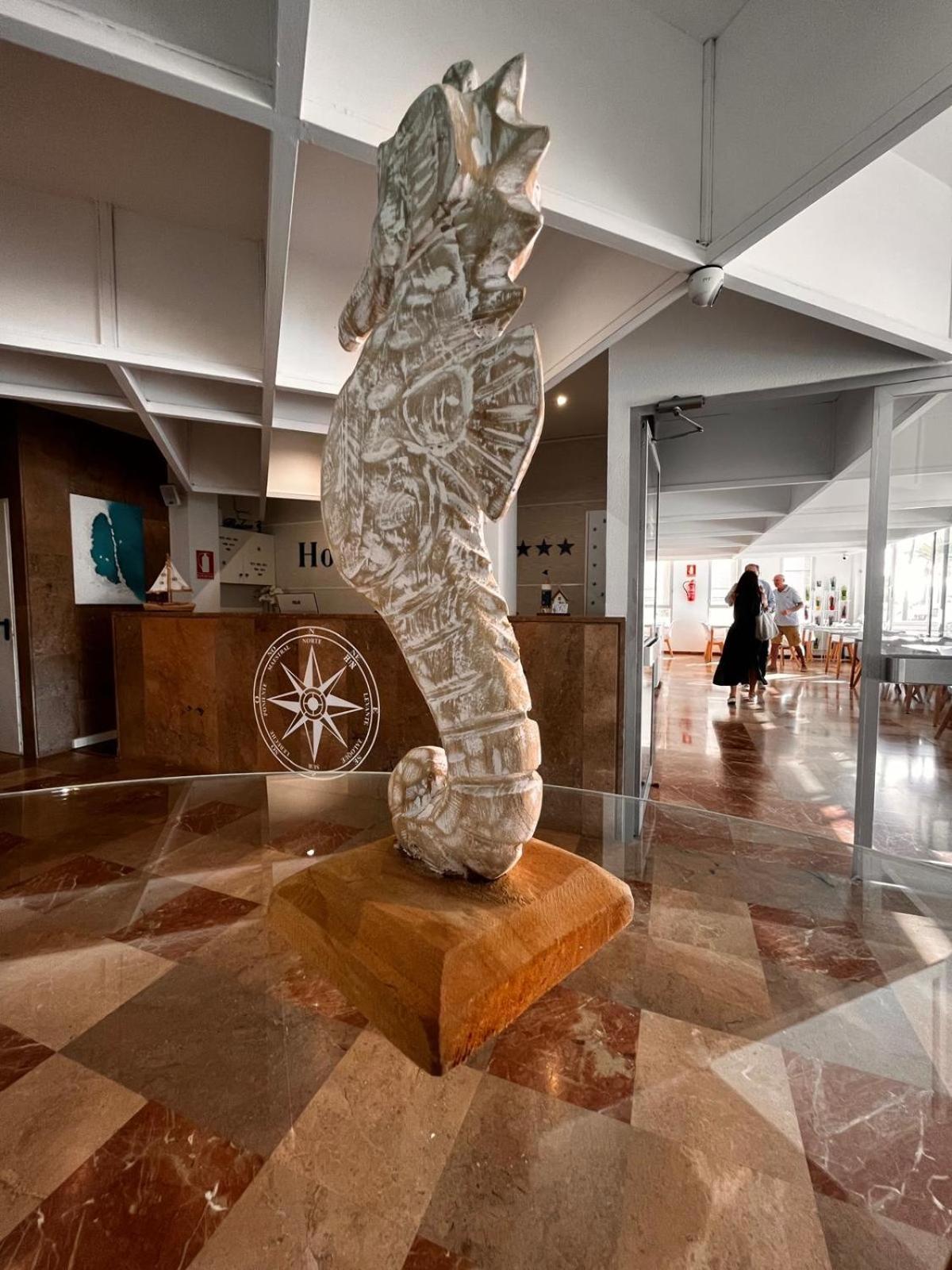 Hotel Neptuno ซานเปรโดเดลปีนาตาร์ ภายนอก รูปภาพ